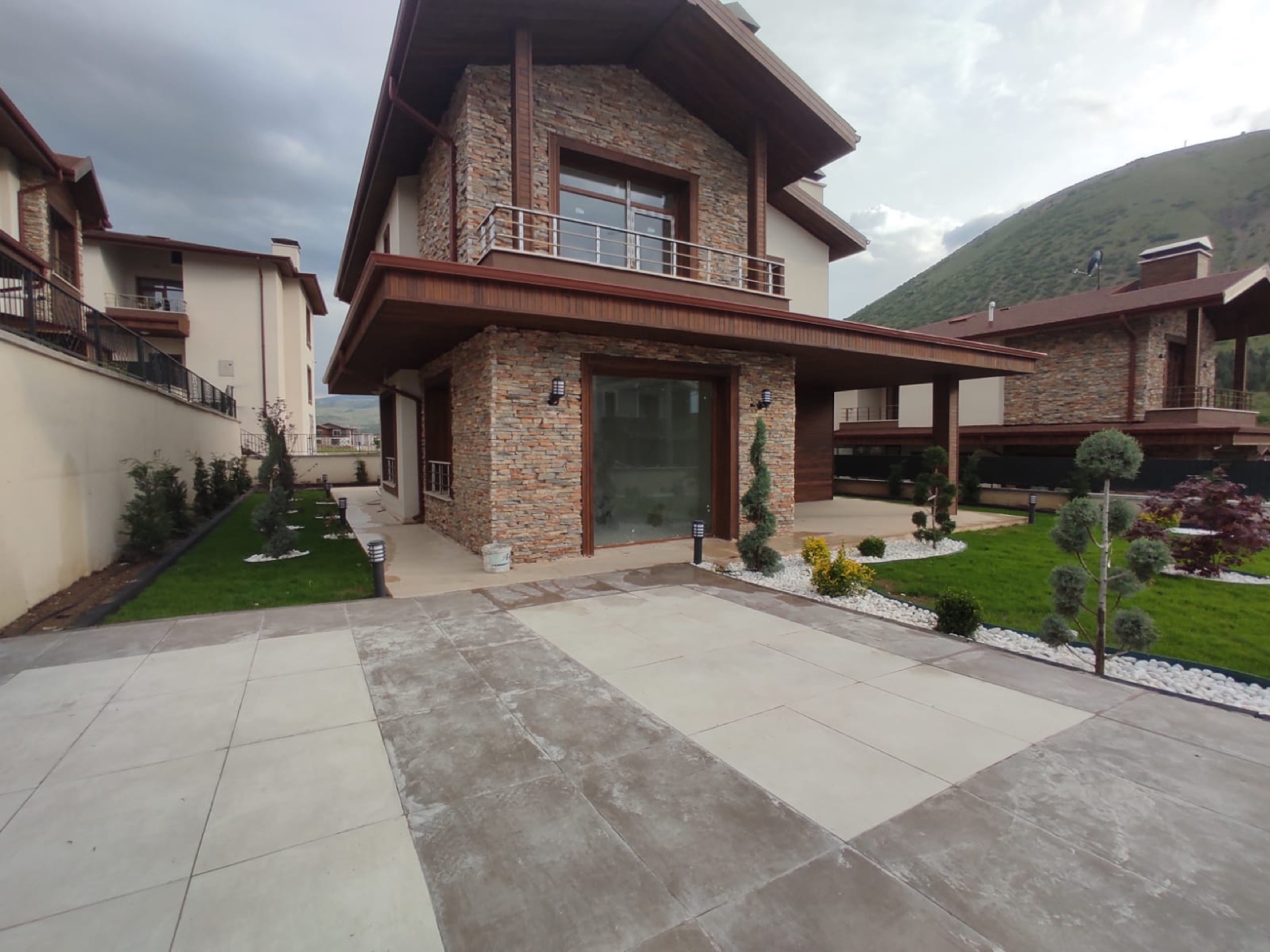 Talas Yukarı Mah. Villa Peyzaj Tasarımı ve Uygulaması