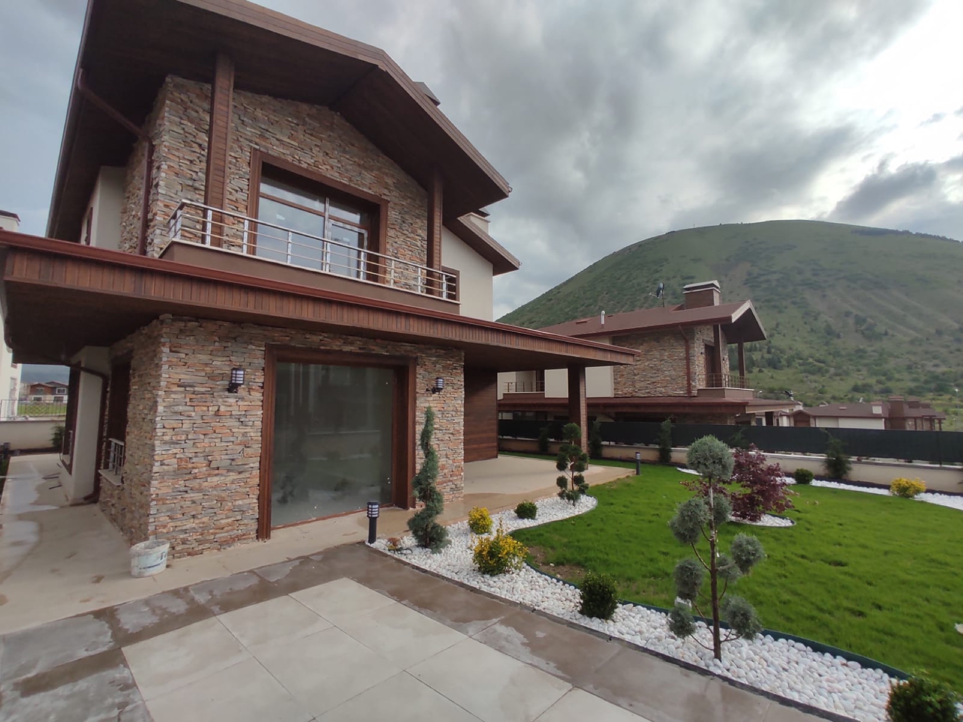 Talas Yukarı Mah. Villa Peyzaj Tasarımı ve Uygulaması — fotoğraf 6