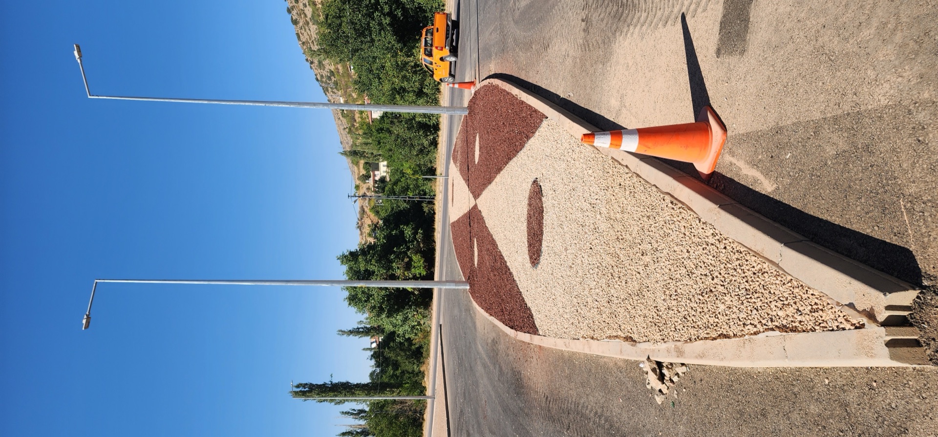 Yahyalı Derebağ Şelalesi Kavşağı Kuru Peyzaj — fotoğraf 2